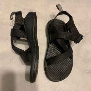 Little Kids Chacos, size 13